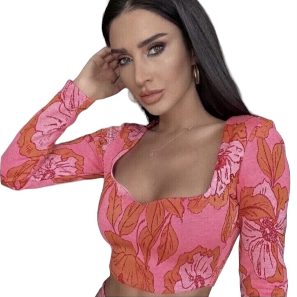 Zara Pink/Orange Floral Long Sleeve Sweetheart Neckline Bloggers Fav Cropped Top